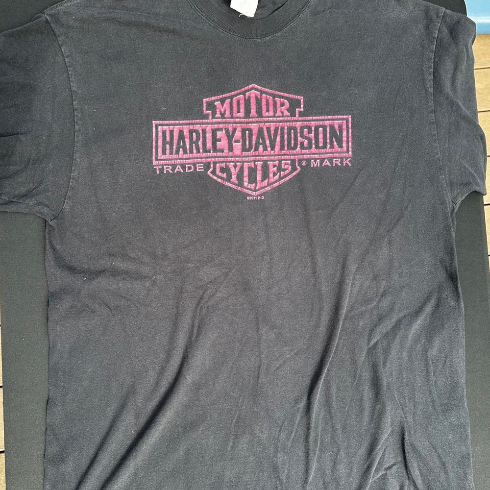 Harley-Davidson Faribault MN Pink Logo Graphic T-Shirt Black 2011 Vintage Style